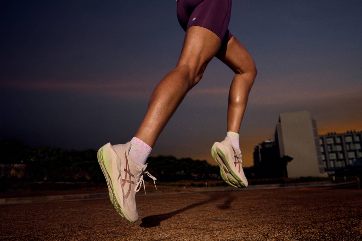 Новите Asics Novablast 6